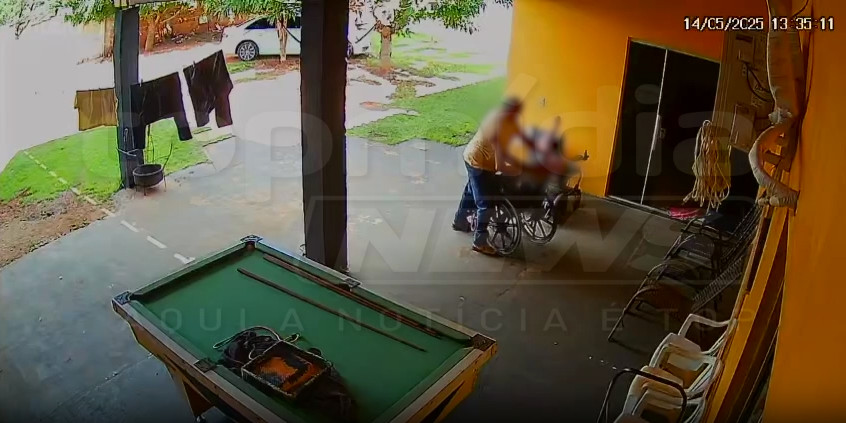 Justiça decreta prisão de pai que agrediu filho cadeirante em Aquidauana Justiça decreta prisão de pai que agrediu filho cadeirante em Aquidauana