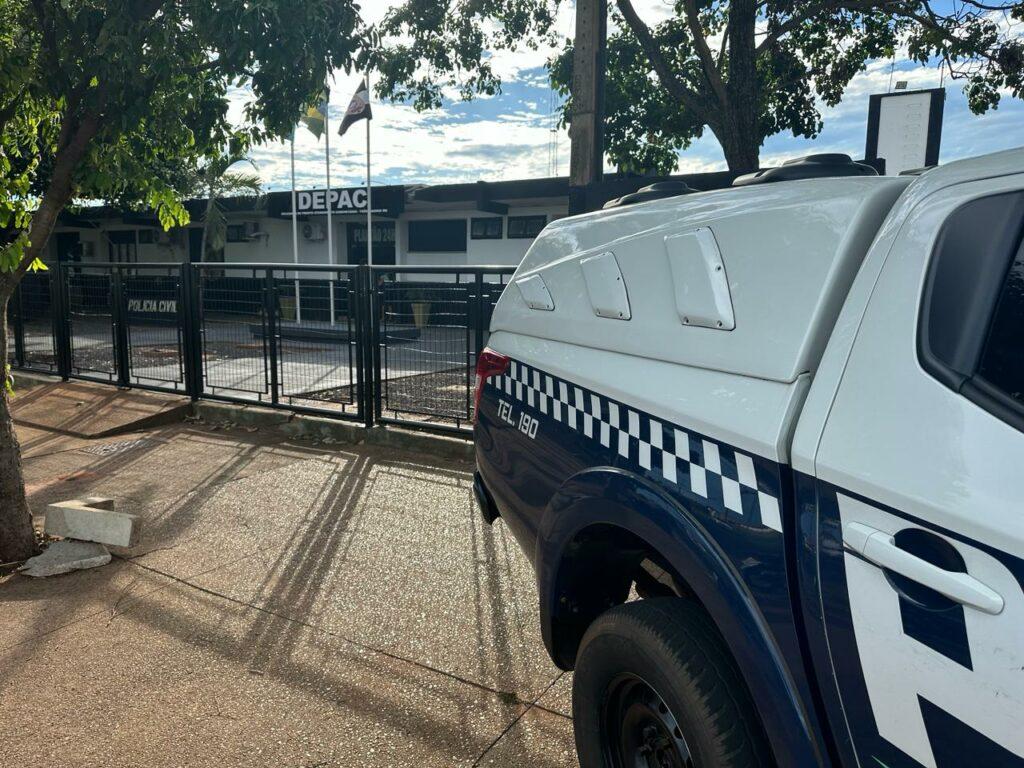 Mesmo com tornozeleira, homem descumpre medida protetiva e é preso em flagrante na frente da casa da ex em Três Lagoas Mesmo com tornozeleira, homem descumpre medida protetiva e é preso em flagrante na frente da casa da ex em Três Lagoas