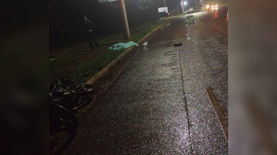 Motociclista bate em poste e morre em Campo Grande