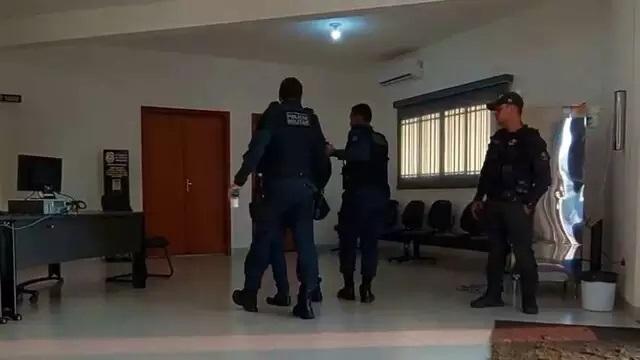 PM prende homem que desfigurou o rosto da esposa na frente da filha de 2 anos em Bataguassu