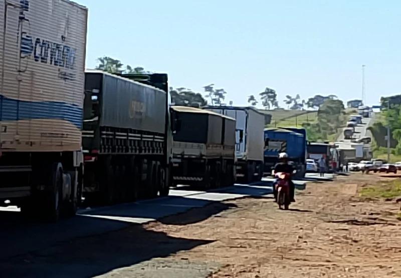 Professor morre em acidente na BR-158, em Paranaíba Professor morre em acidente na BR-158, em Paranaíba