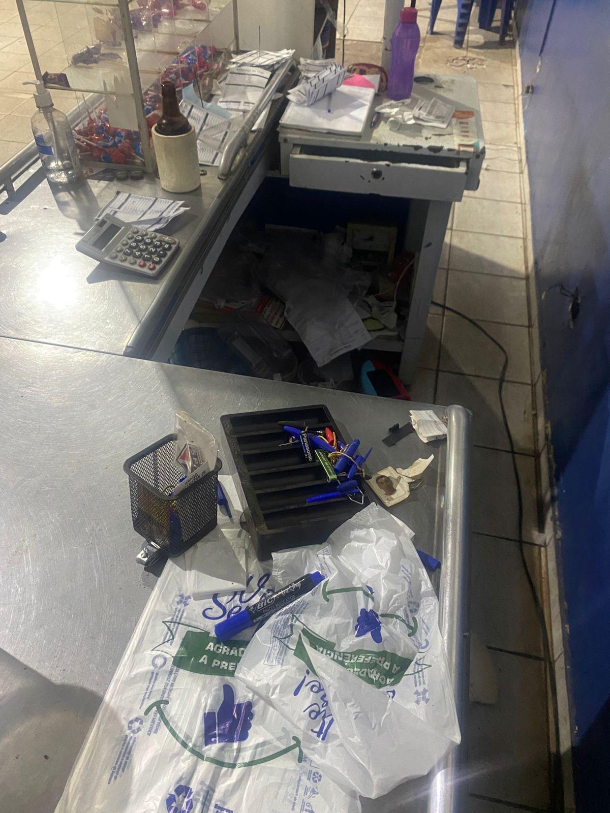 Saiu do presídio e voltou ao crime: homem com 91 passagens é preso após arrombar e furtar comércio em Três Lagoas, PM prendeu o ladrão em flagrante 