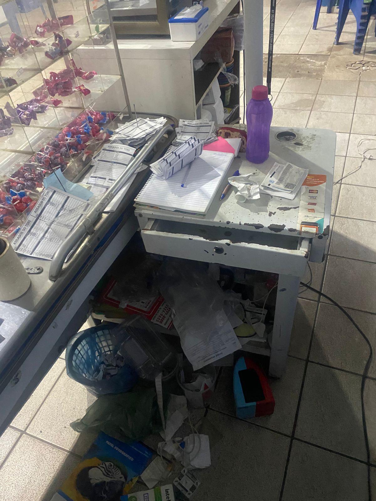 Saiu do presídio e voltou ao crime: homem com 91 passagens é preso após arrombar e furtar comércio em Três Lagoas, PM prendeu o ladrão em flagrante 