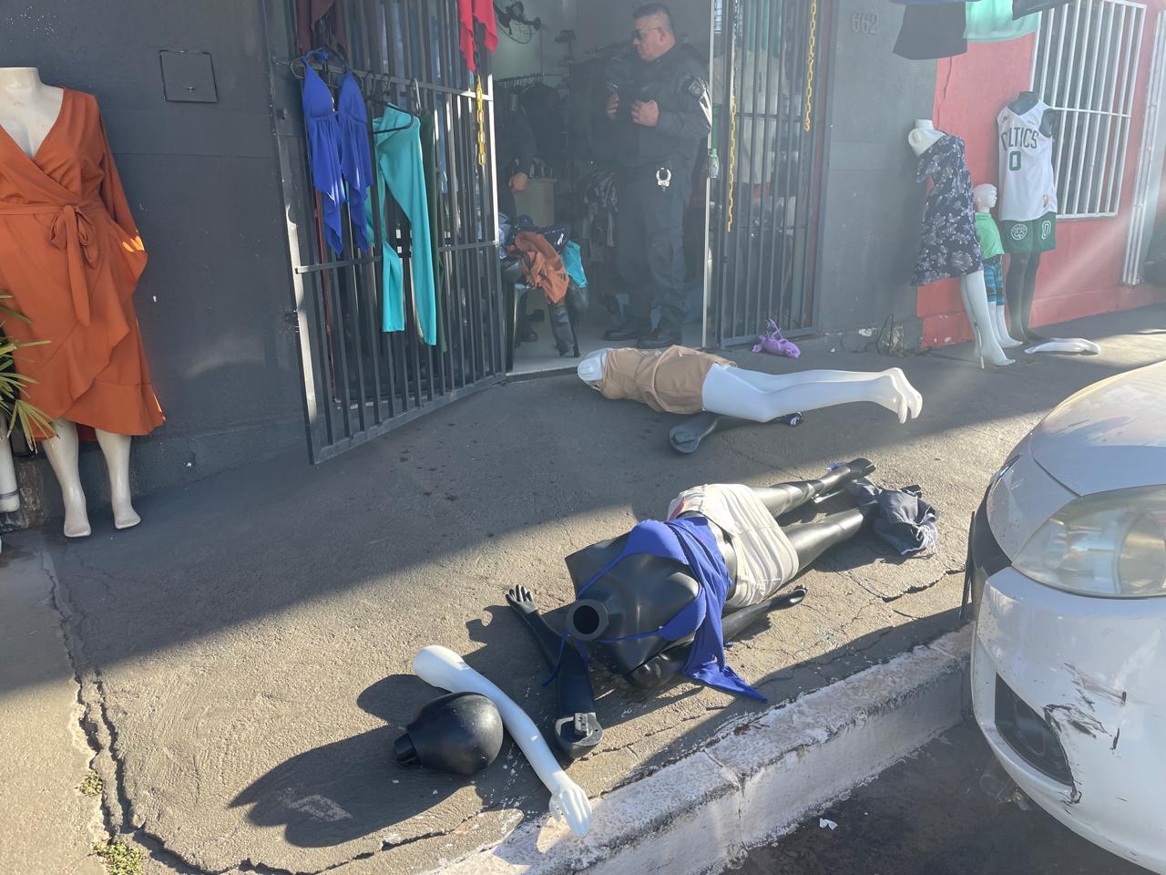 Barraco no Centro: Discussão nas redes sociais termina em quebra-quebra e agressão dentro de loja em Três Lagoas