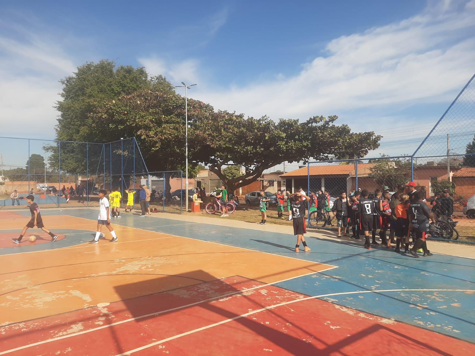 Semifinais do Festival de Futsal Sub-12 agita Três Lagoas neste domingo com promessa de jogões