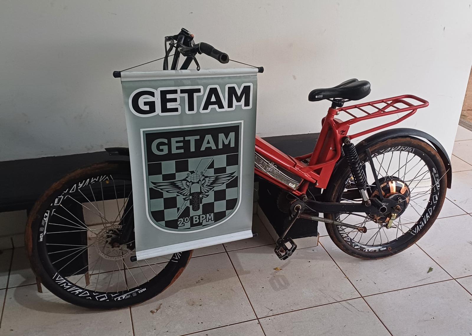 Compra feita pelo Facebook termina em prisão: homem é flagrado com bicicleta elétrica furtada no Novo Oeste Compra feita pelo Facebook termina em prisão: homem é flagrado com bicicleta elétrica furtada no Novo Oeste