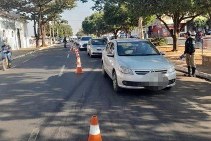 Dia do Motorista é marcado por ação educativa no centro de Três Lagoas Dia do Motorista é marcado por ação educativa no centro de Três Lagoas