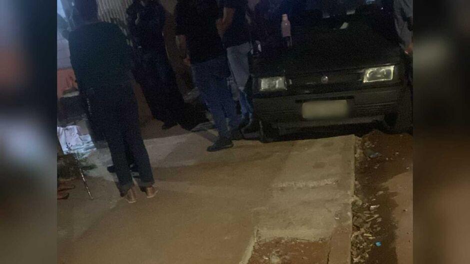 Enteado mata padrasto com 17 facadas durante briga no Nova Lima em Campo Grande Enteado mata padrasto com 17 facadas durante briga no Nova Lima em Campo Grande