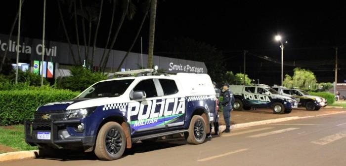 Homem é preso após atirar e agredir a sogra; caso é tratado como tentativa de feminicídio Homem é preso após atirar e agredir a sogra; caso é tratado como tentativa de feminicídio