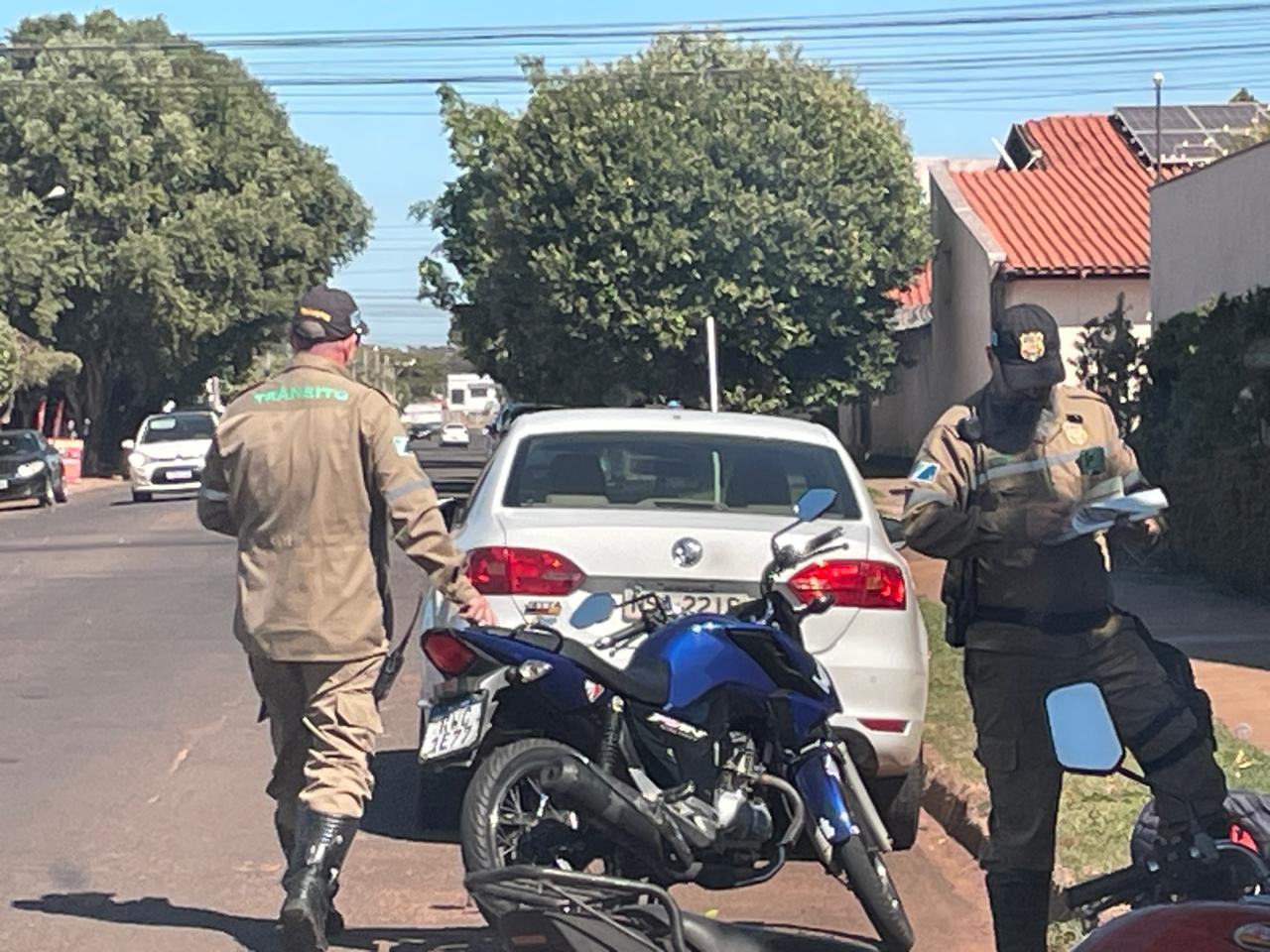  “Pra não levar multa”: Moto com placa trocada é apreendida em abordagem feita pelo Agentes de Trânsito de Três Lagoas