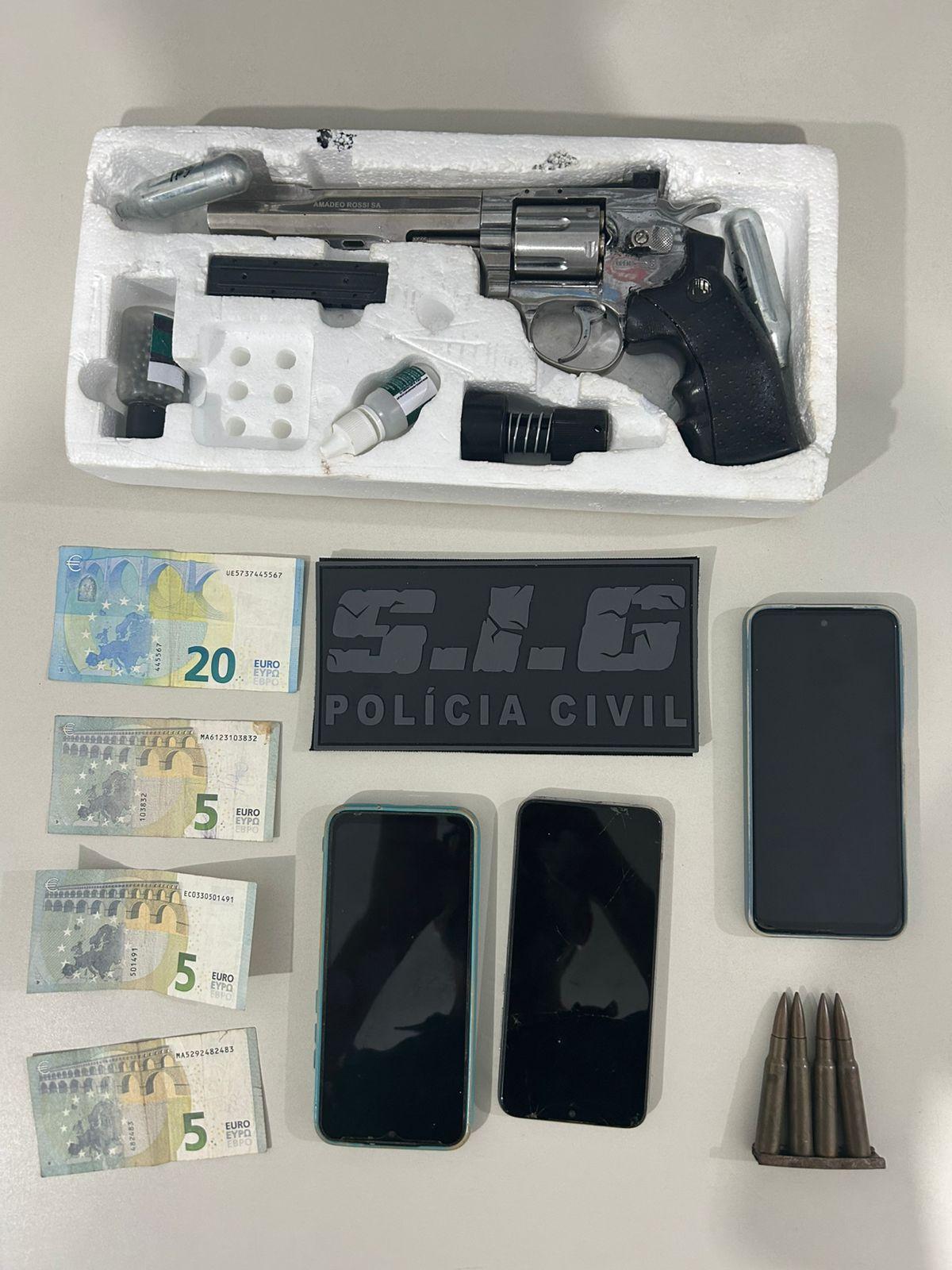Preso assaltantes que manteve idoso e família sob a mira de armas durante roubo em Três Lagoas Preso assaltantes que manteve idoso e família sob a mira de armas durante roubo em Três Lagoas
