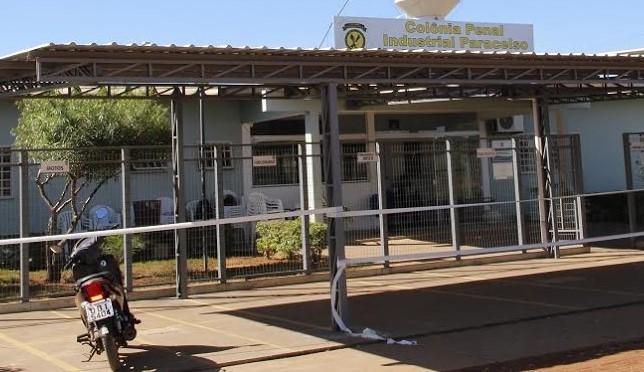 Preso opositor de facção criminosa é encontrado morto com carta de despedida em cela disciplinar na Colônia Penal de Três Lagoas