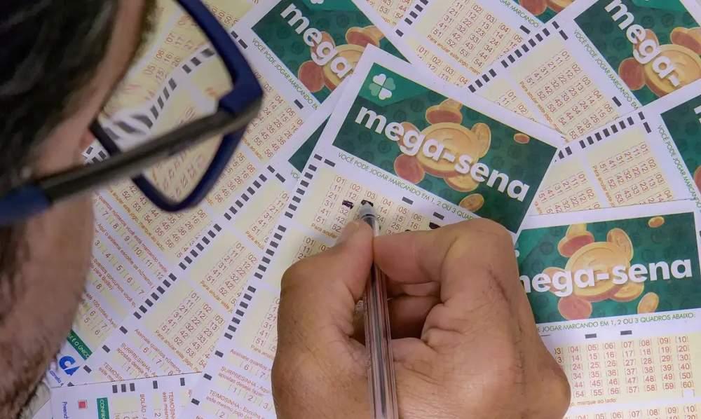 Três-lagoense fatura mais de R$ 67 mil na quina da Mega-Sena; prêmio principal acumula em R$ 76 milhões