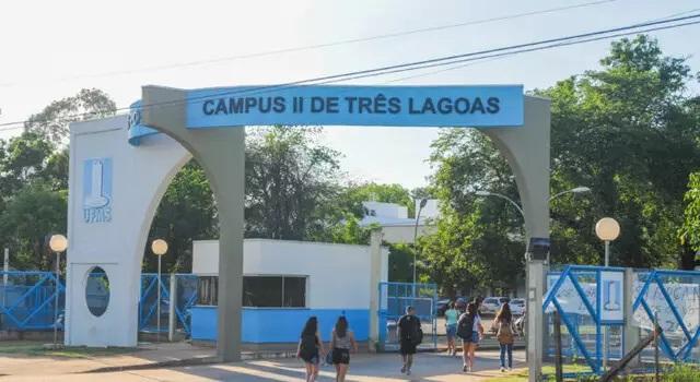 UFMS de Três Lagoas é acionada na Justiça após fechamento do restaurante universitário deixar quase 3 mil estudantes sem alimentação