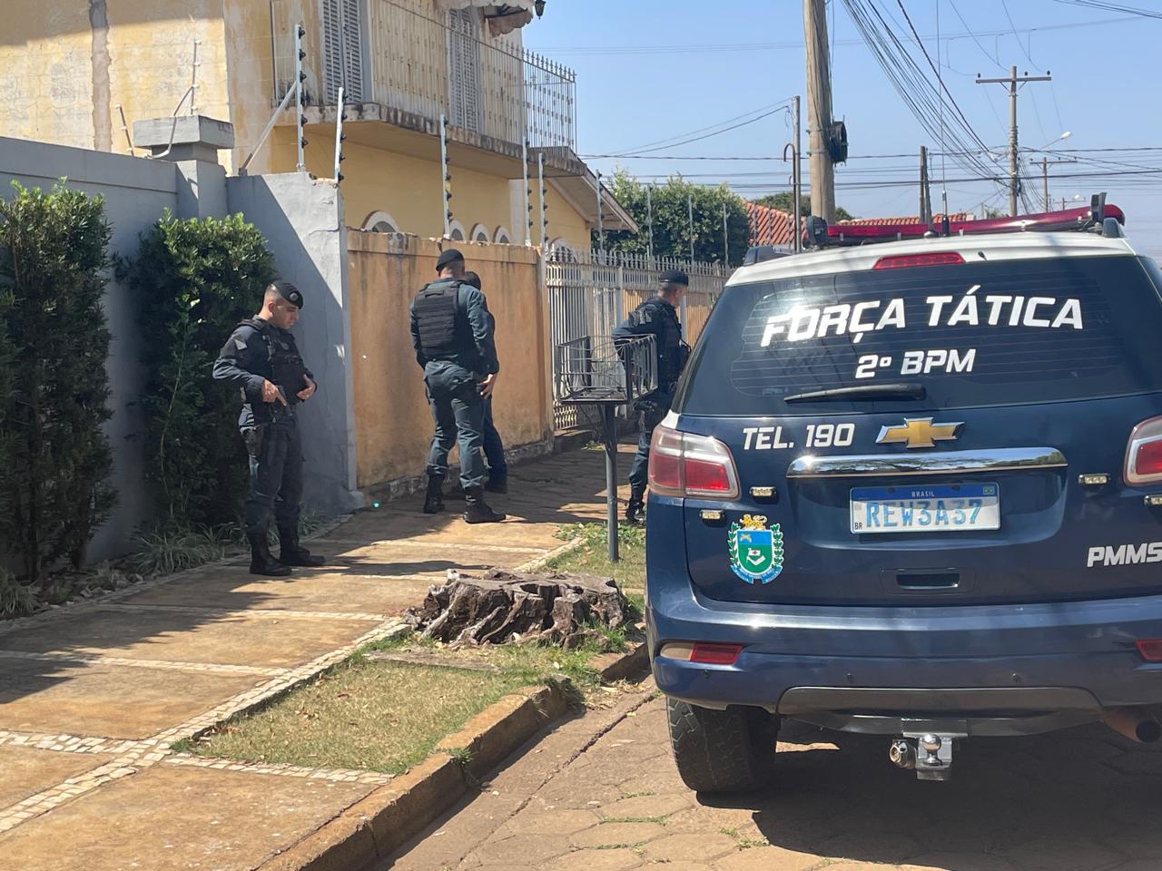 Briga por terreno termina em confusão e registro de suposta ameaça em Três Lagoas 