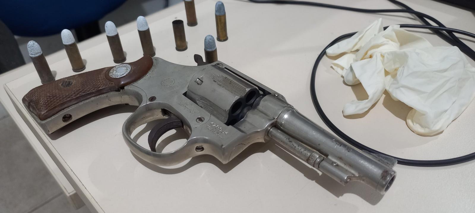 Discussão vira tragédia e homem é morto a tiros em viela de Três Lagoas Discussão vira tragédia e homem é morto a tiros em viela de Três Lagoas