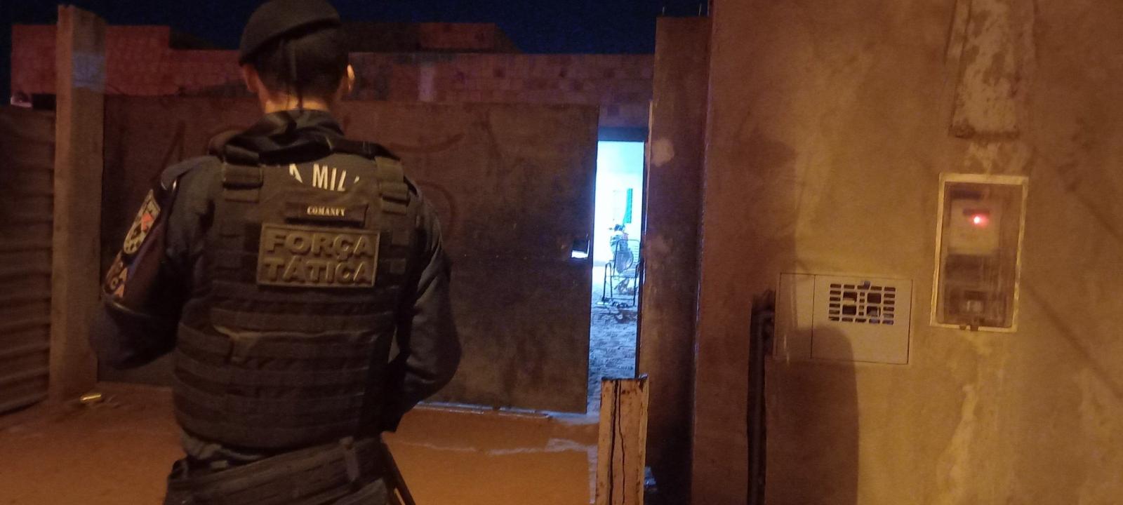 Discussão vira tragédia e homem é morto a tiros em viela de Três Lagoas Discussão vira tragédia e homem é morto a tiros em viela de Três Lagoas