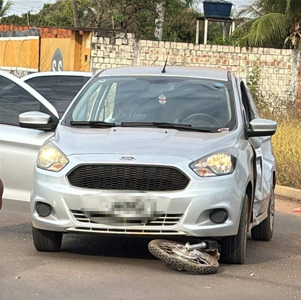Acidente grave no Vila Alegre: motociclista sofre fratura após colisão com carro em cruzamento