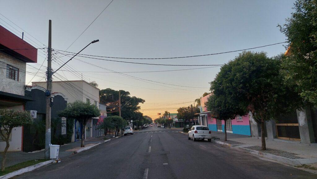 Baixa umidade e calor continuam neste sábado em Três Lagoas, segundo meteorologia