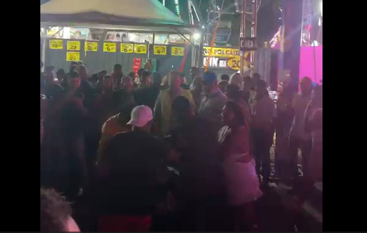 Enquanto muitos se divertem, alguns insistem em brigar na Festa do Folclore de Três Lagoas