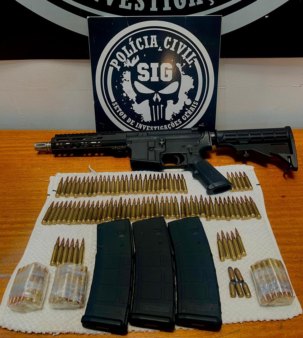 Homem em posse de fuzil, carregadores e 150 munições é preso no bairro Vila Nova em Três Lagoas