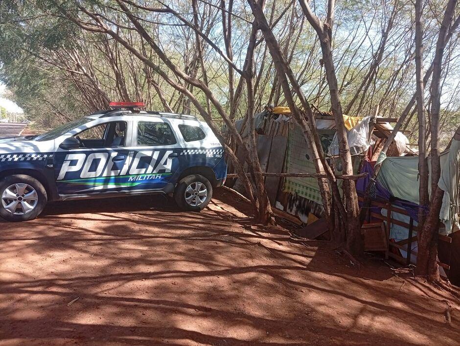 Jovem é achada morta em barraco à beira de rio na Vila Nhanhá em Campo Grande