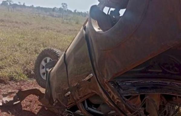 Motorista capota caminhonete ao tentar fazer ultrapassagem na MS-276  