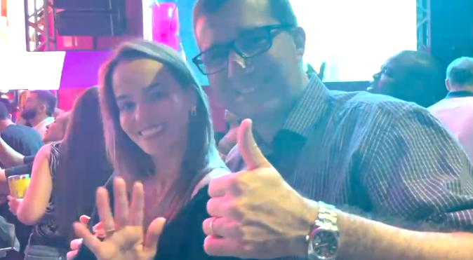 Prefeito Cassiano Maia prestigia show de Eduardo Costa ao lado da primeira-dama e recebe agradecimentos da população na Festa do Folclore