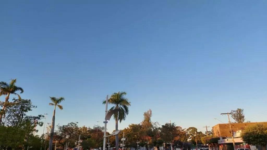 Sábado será de sol forte e calor em Três Lagoas: temperaturas podem passar dos 33 °C