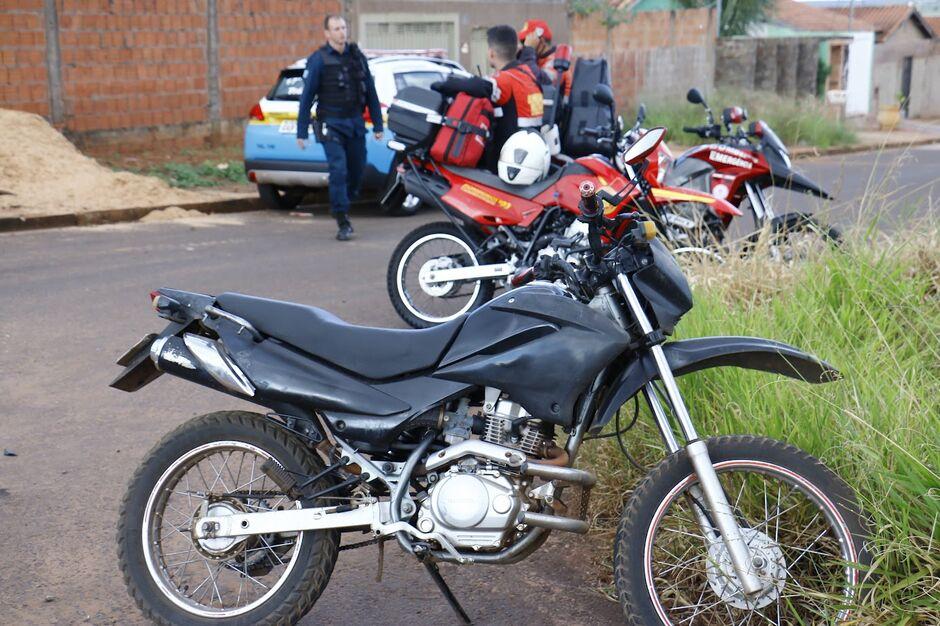 Passageiro de moto fica nervoso ao passar pela PM, é abordado e acaba preso em Campo Grande  