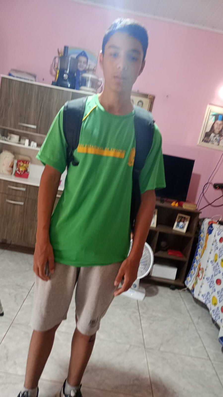 Família desesperada procura criança autista desaparecida no Jardim Primaveril em Três Lagoas; qualquer informação deve ser repassada à PM