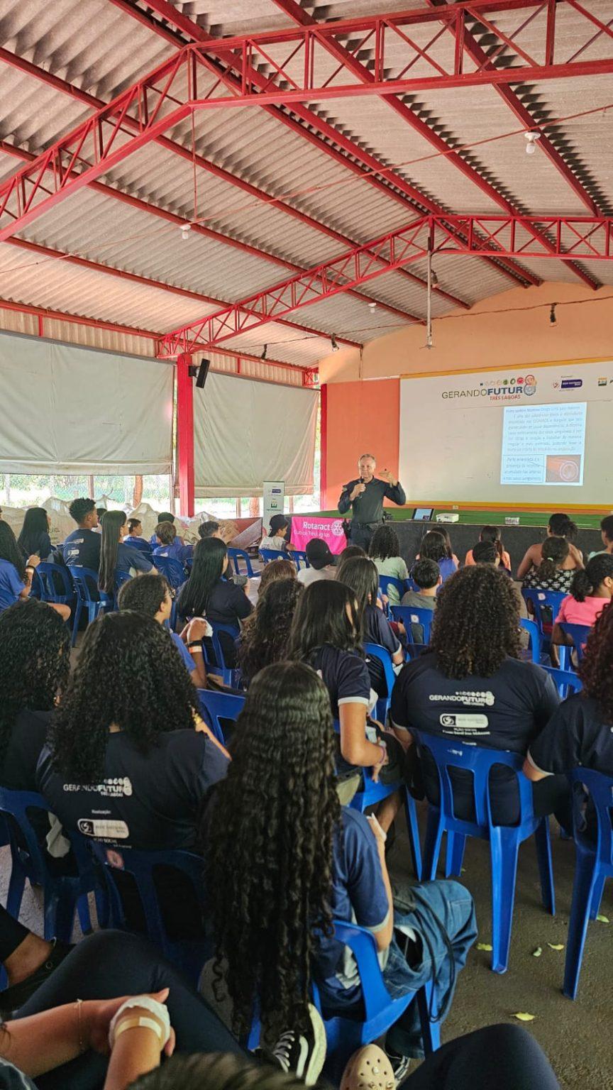Polícia Militar de Três Lagoas realiza palestra sobre prevenção ao uso de drogas  Polícia Militar de Três Lagoas realiza palestra sobre prevenção ao uso de drogas