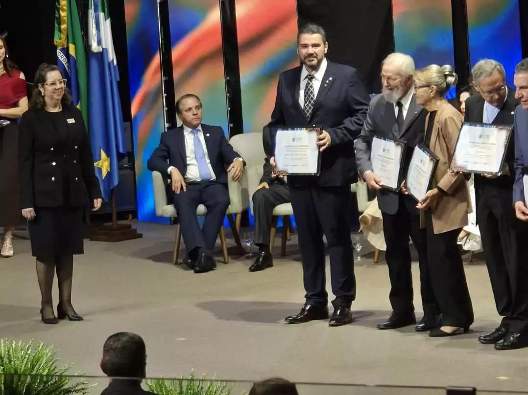 Assembleia Legislativa presta homenagens a Cassiano Maia e Tonhão em Campo Grande