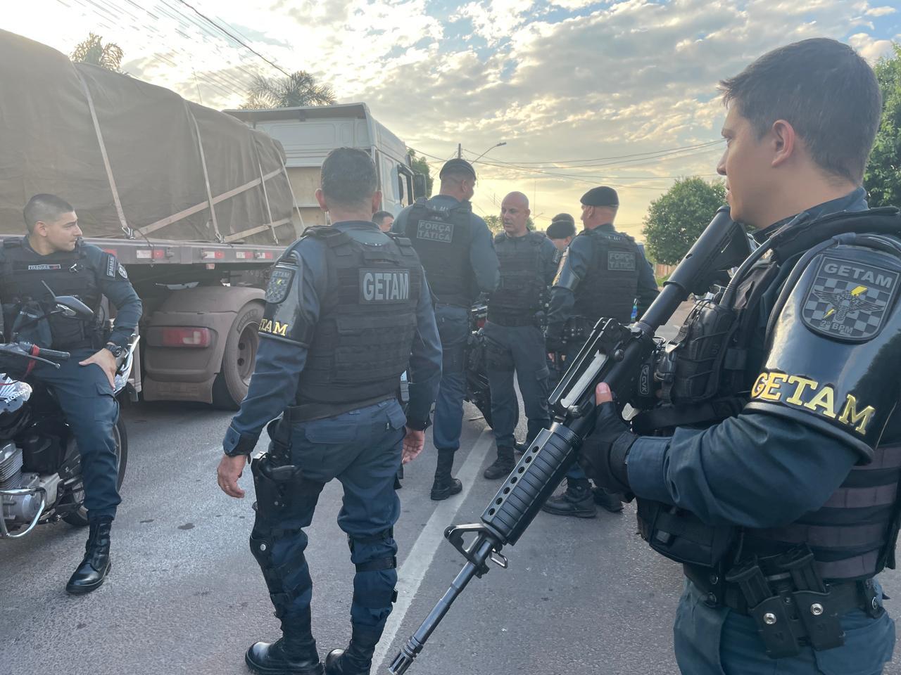 Perseguição cinematográfica por vários bairros de Três Lagoas mobiliza equipes da PM e termina com jovem de 18 anos detido 