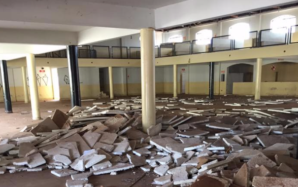 Antigo TLC de Três Lagoas, que marcou gerações nos anos 90, se transforma em ponto de uso de drogas e preocupa moradores Antigo TLC de Três Lagoas, que marcou gerações nos anos 90, se transforma em ponto de uso de drogas e preocupa moradores