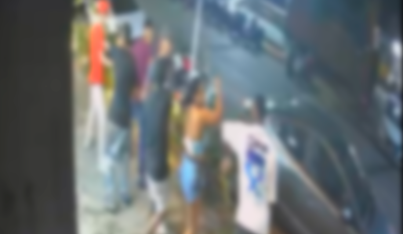 Briga generalizada em casa de shows de Três Lagoas envolve menores e deixa feridos; entrada de adolescentes e venda de bebidas geram indignação Briga generalizada em casa de shows de Três Lagoas envolve menores e deixa feridos; entrada de adolescentes e venda de bebidas geram indignação