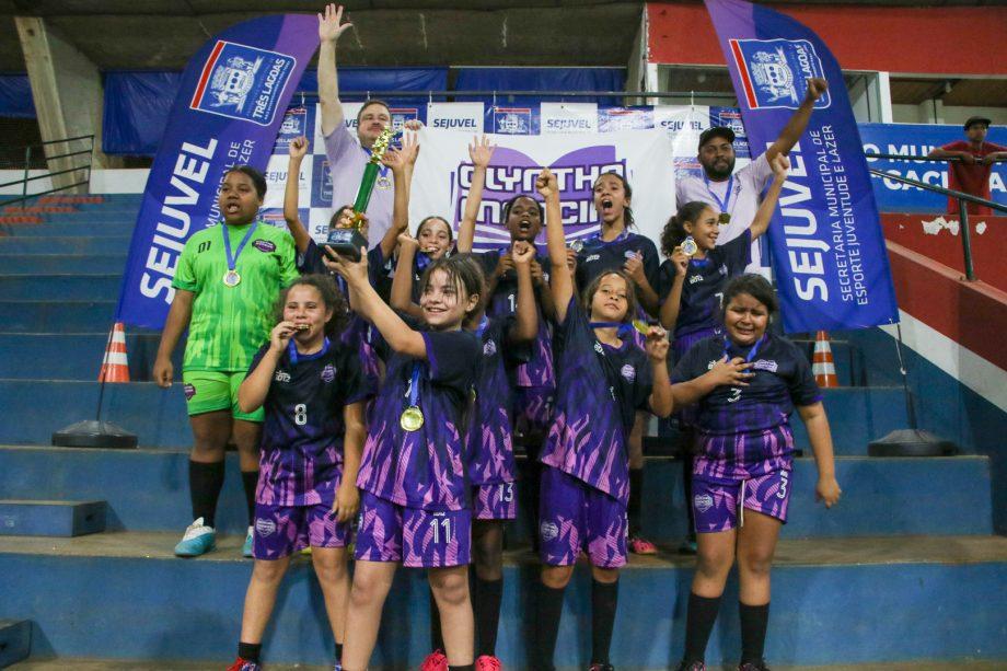 Escola Olyntho Mancini conquista títulos em dobradinha no Futsal nos JETs Três Lagoas Escola Olyntho Mancini conquista títulos em dobradinha no Futsal nos JETs Três Lagoas