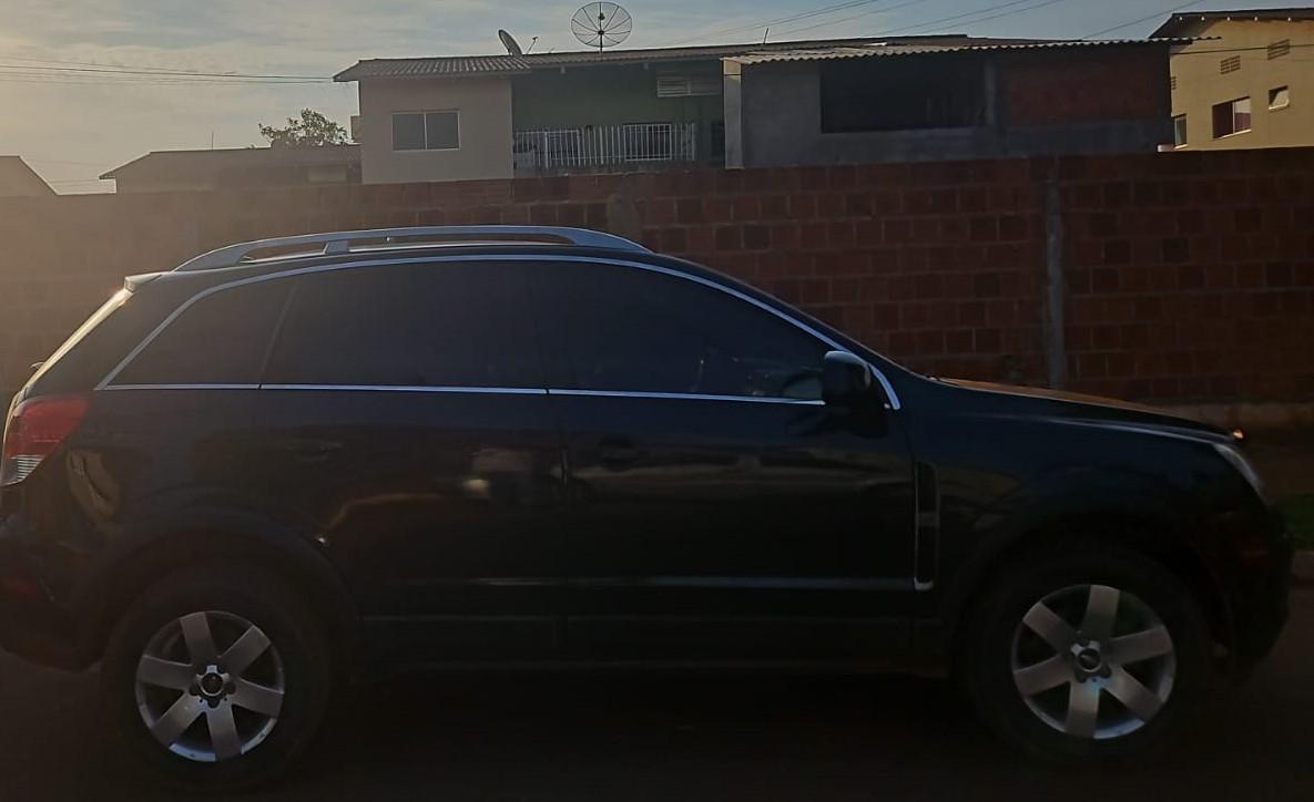 Funcionário de lava-jato pega Captiva de cliente para “rolezinhos” em Três Lagoas e abandona carro sem gasolina nos ‘predinhos”