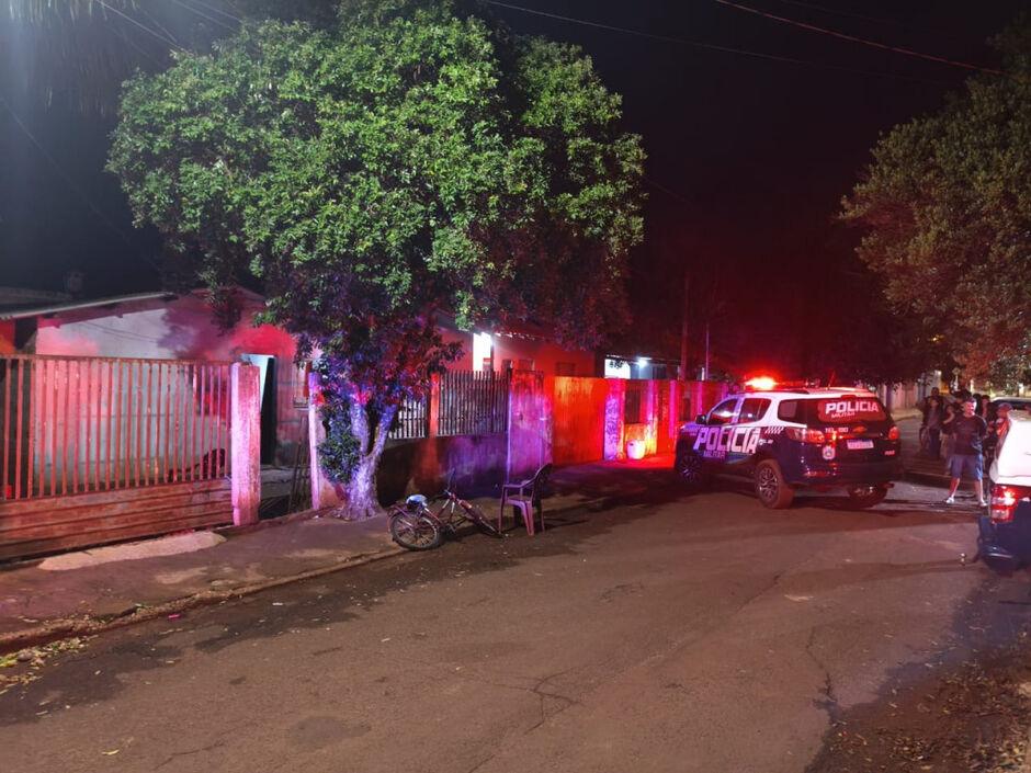 Homem com 19 passagens reage à prisão e morre em confronto com a polícia em Itaporã Homem com 19 passagens reage à prisão e morre em confronto com a polícia em Itaporã