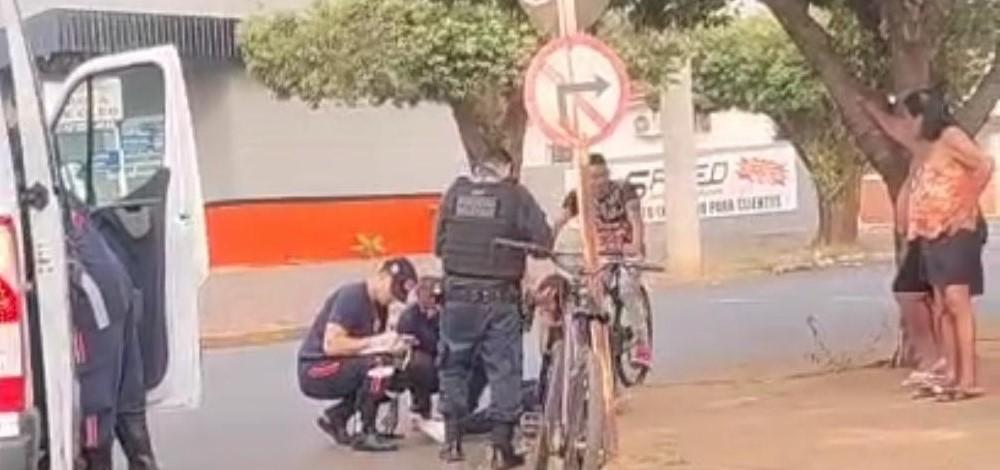 Manhã de sábado começa com dois acidentes em sequência na Avenida Rafael de Haro, em Três Lagoas 