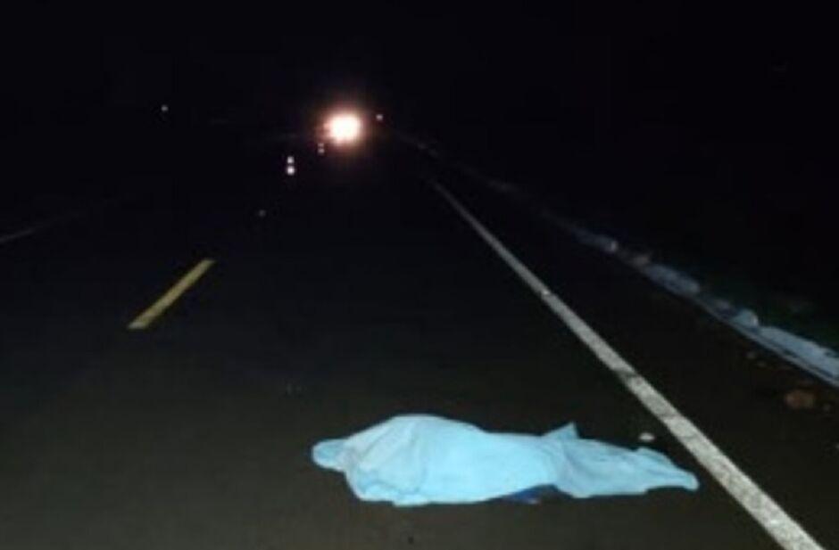 Pedestre morre atropelado por carro na MS-379   Pedestre morre atropelado por carro na MS-379