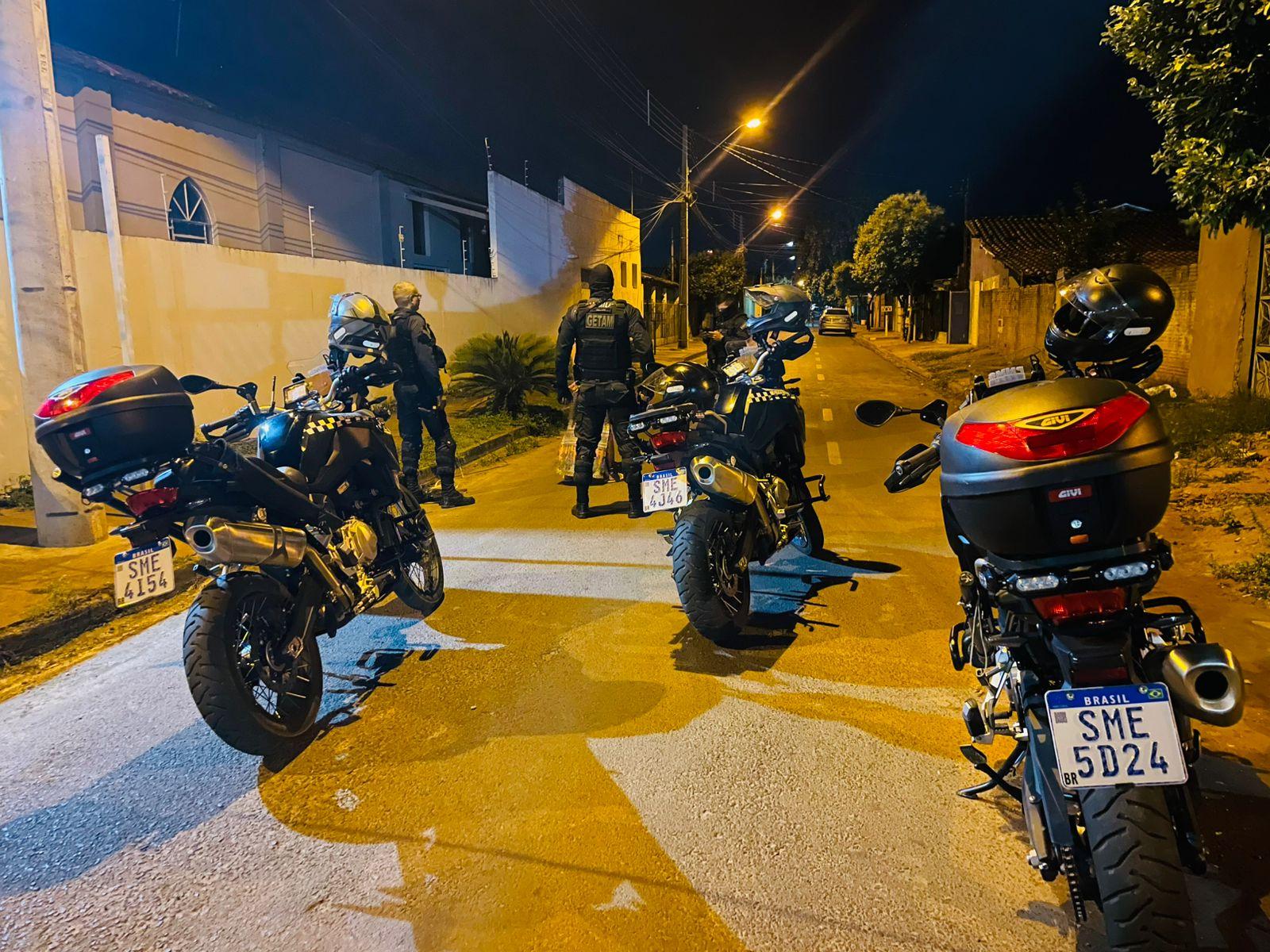 PM nas ruas “tira de circulação” mais duas pessoas com mandados de prisão em Três Lagoas  PM nas ruas “tira de circulação” mais duas pessoas com mandados de prisão em Três Lagoas