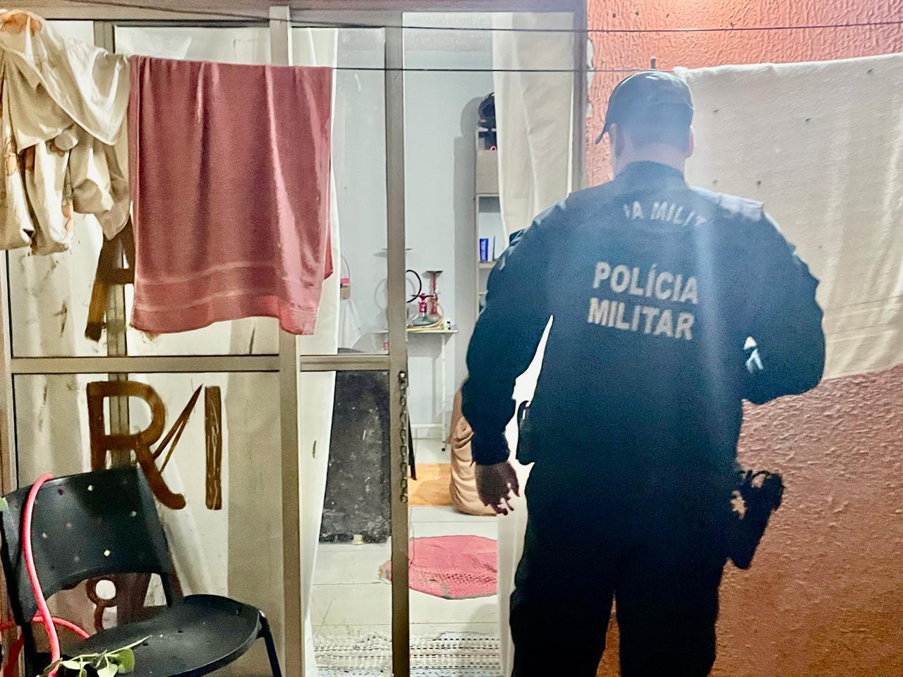 Mulher é brutalmente espancada um dia após se separar do ex-companheiro em Três Lagoas; buscas nos “Predinhos” foram feitas para localizar o agressor Mulher é brutalmente espancada um dia após se separar do ex-companheiro em Três Lagoas; buscas nos “Predinhos” foram feitas para localizar o agressor