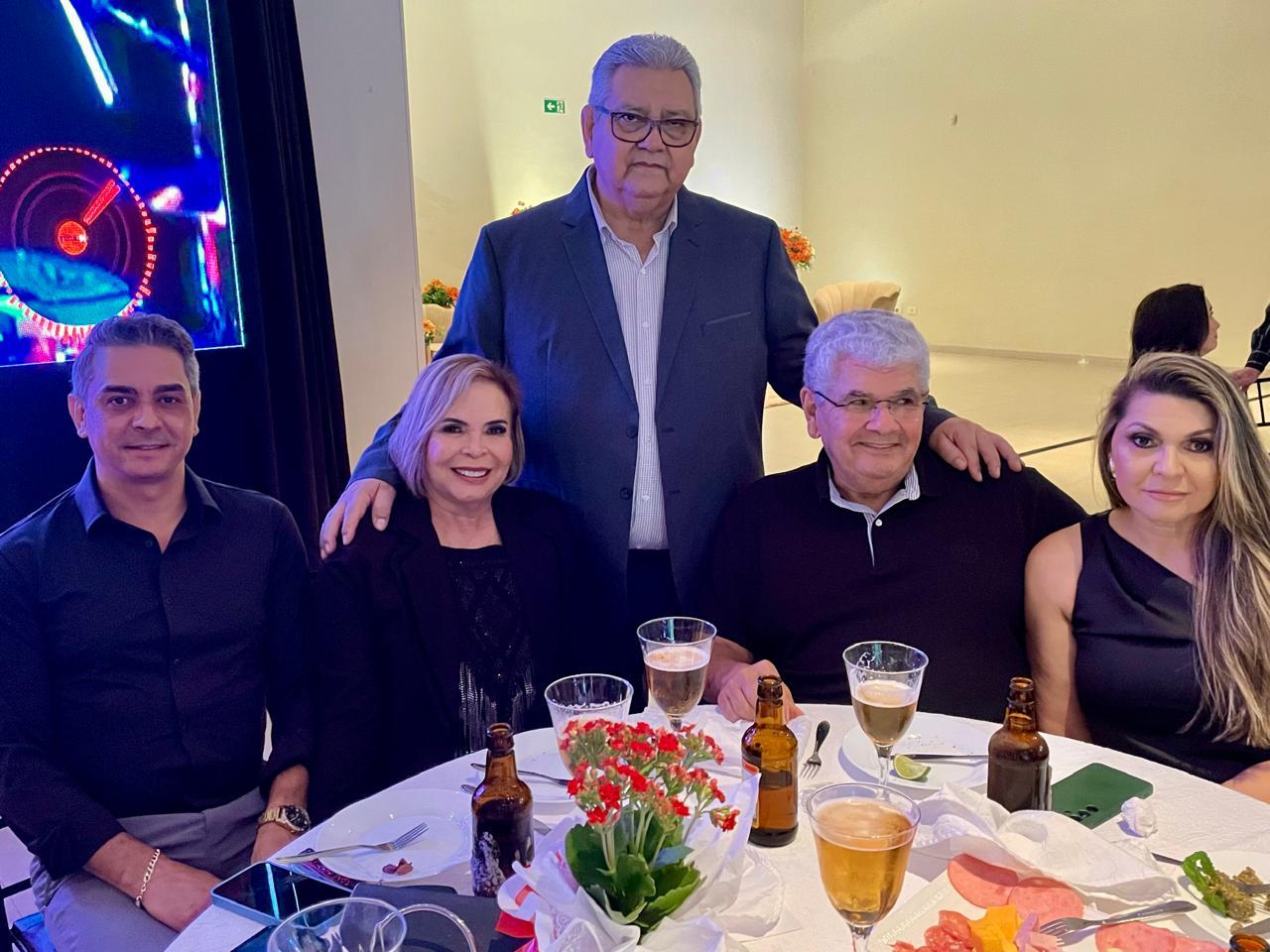 Noite de homenagens e reconhecimento: Ricardo Ojeda celebra 23 anos do Perfil News destacando o desenvolvimento de Três Lagoas e o setor da celulose Noite de homenagens e reconhecimento: Ricardo Ojeda celebra 23 anos do Perfil News destacando o desenvolvimento de Três Lagoas e o setor da celulose