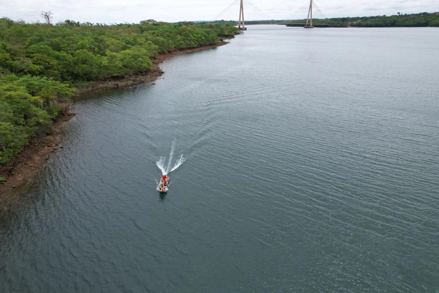 Corpo é encontrado em decomposição em rio de Paranaíba  