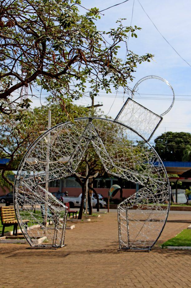 Iluminação natalina de Três Lagoas terá elementos 3D, árvore de 12 metros e decoração flutuante
