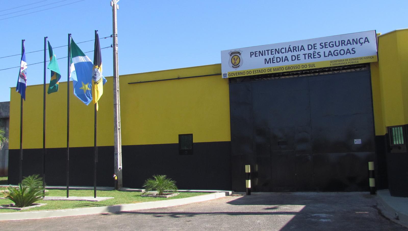 Interno conhecido como “Cheque Mate” que morreu durante partida de futebol em presídio é sepultado em Três Lagoas