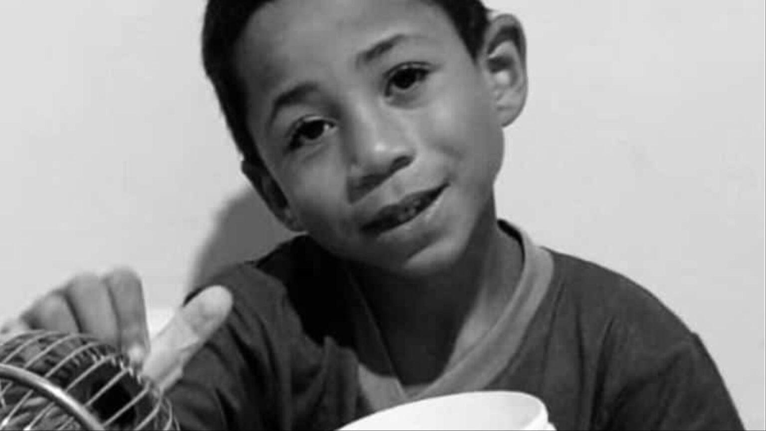 Menino de 8 anos morre afogado após cair em buraco de temporal em Jaraguari