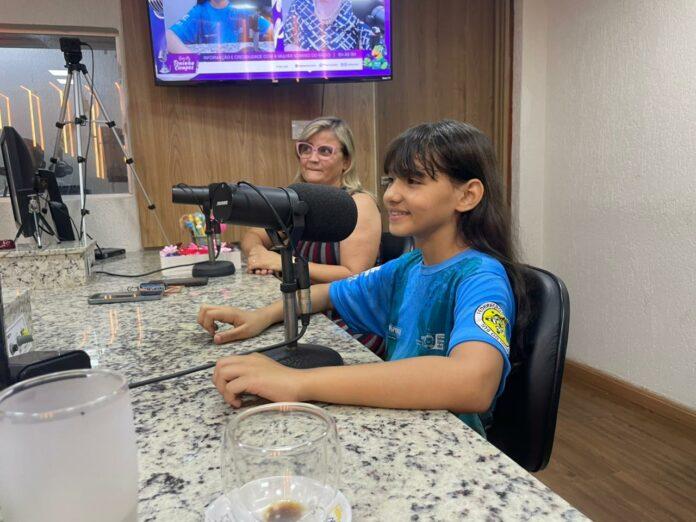 Rebeca, a judoca de 11 anos que vende canetas para lutar por um sonho