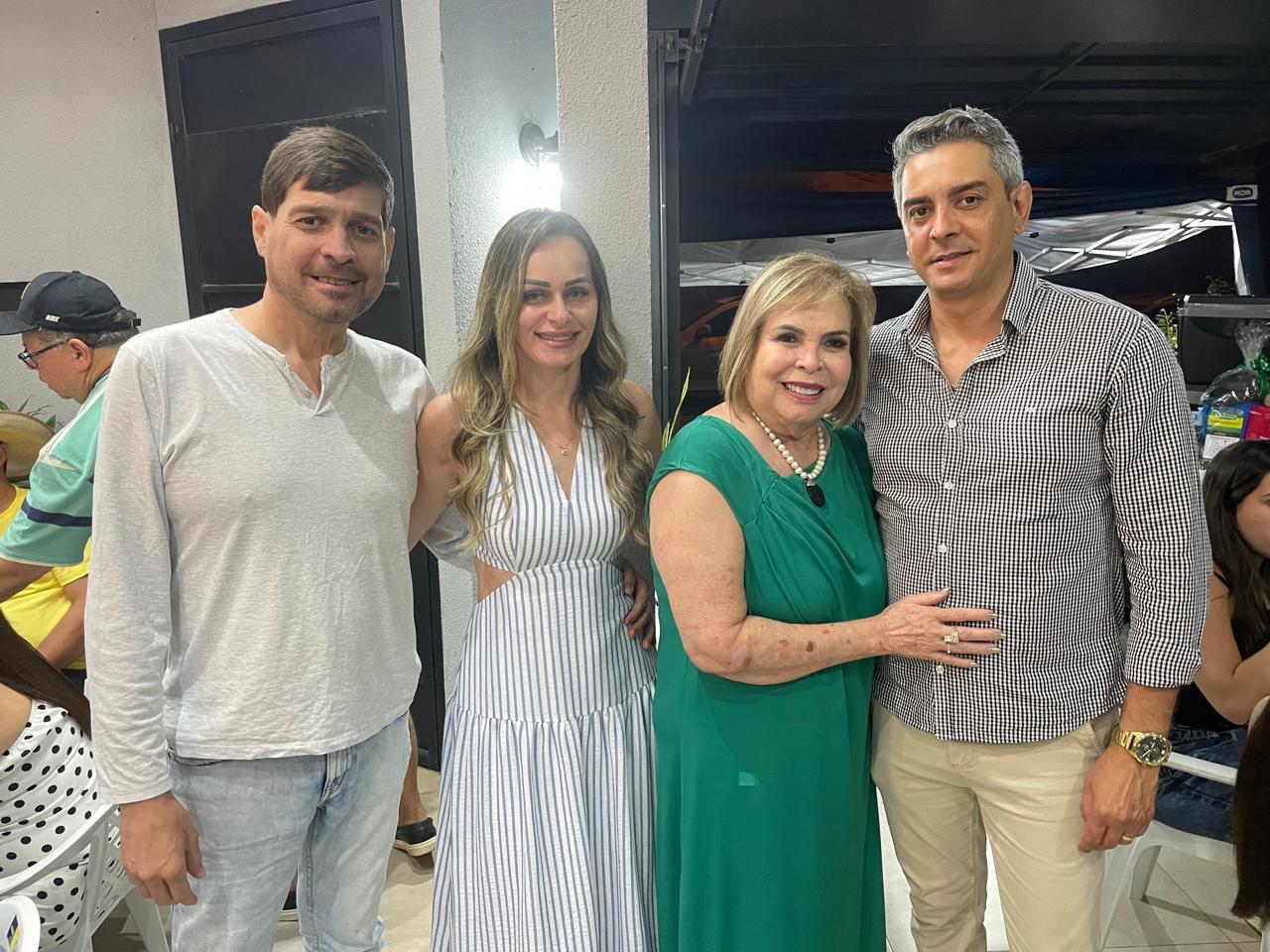 Equipe da Rádio Caçula celebra encerramento de ano com confraternização marcada por alegria e reconhecimento